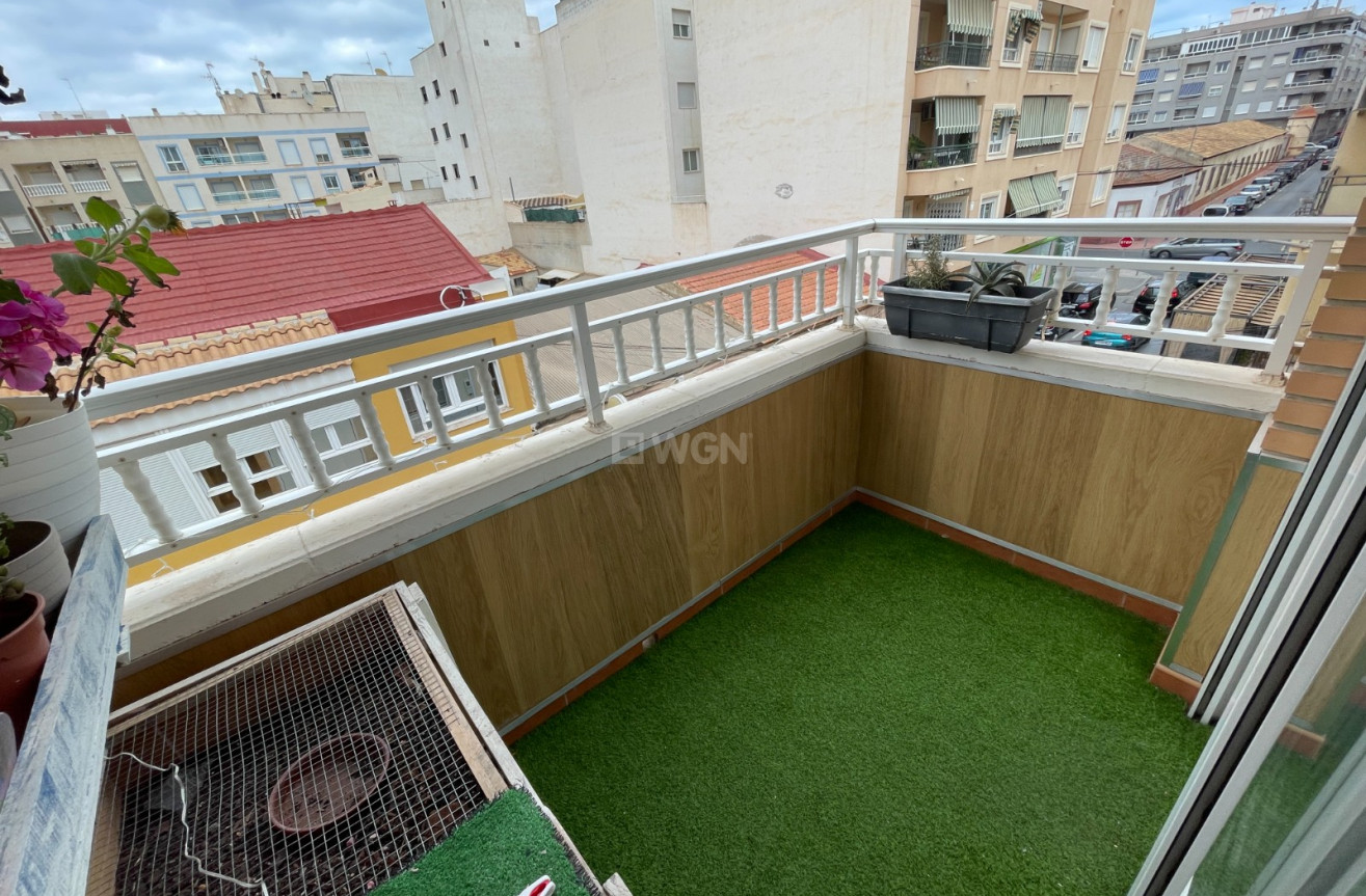 Resale - Apartment / flat - Torrevieja - Costa Blanca