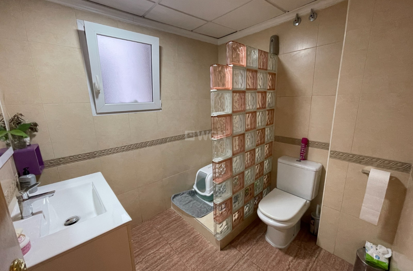 Resale - Apartment / flat - Torrevieja - Costa Blanca