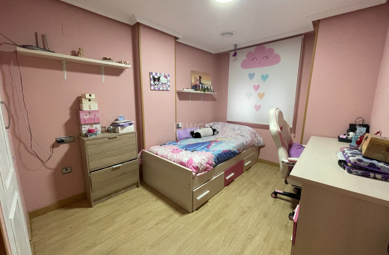 Resale - Apartment / flat - Torrevieja - Costa Blanca