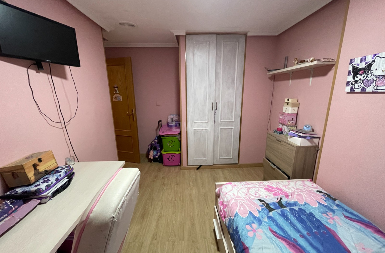 Resale - Apartment / flat - Torrevieja - Costa Blanca