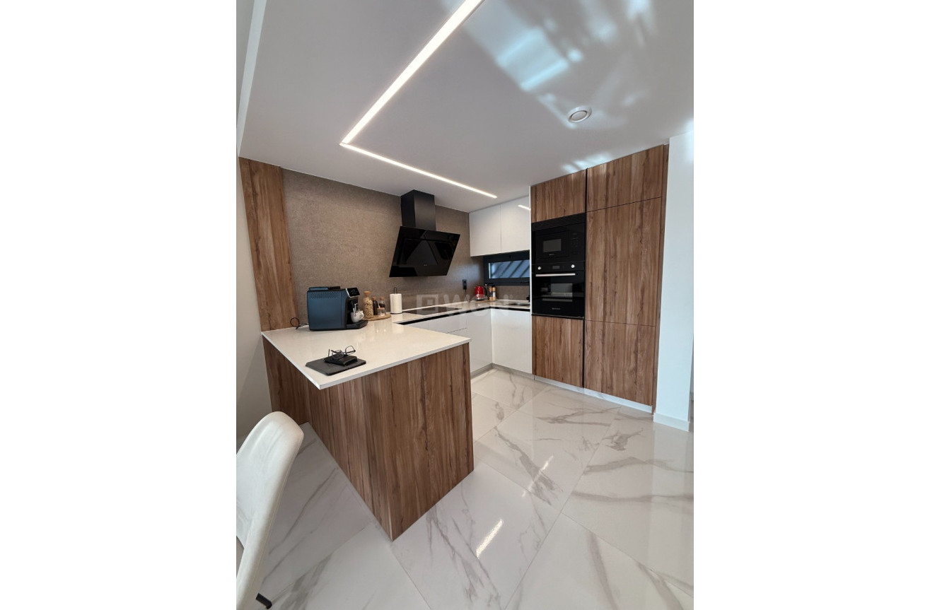 Resale - Apartment / flat - Guardamar del Segura - Costa Blanca