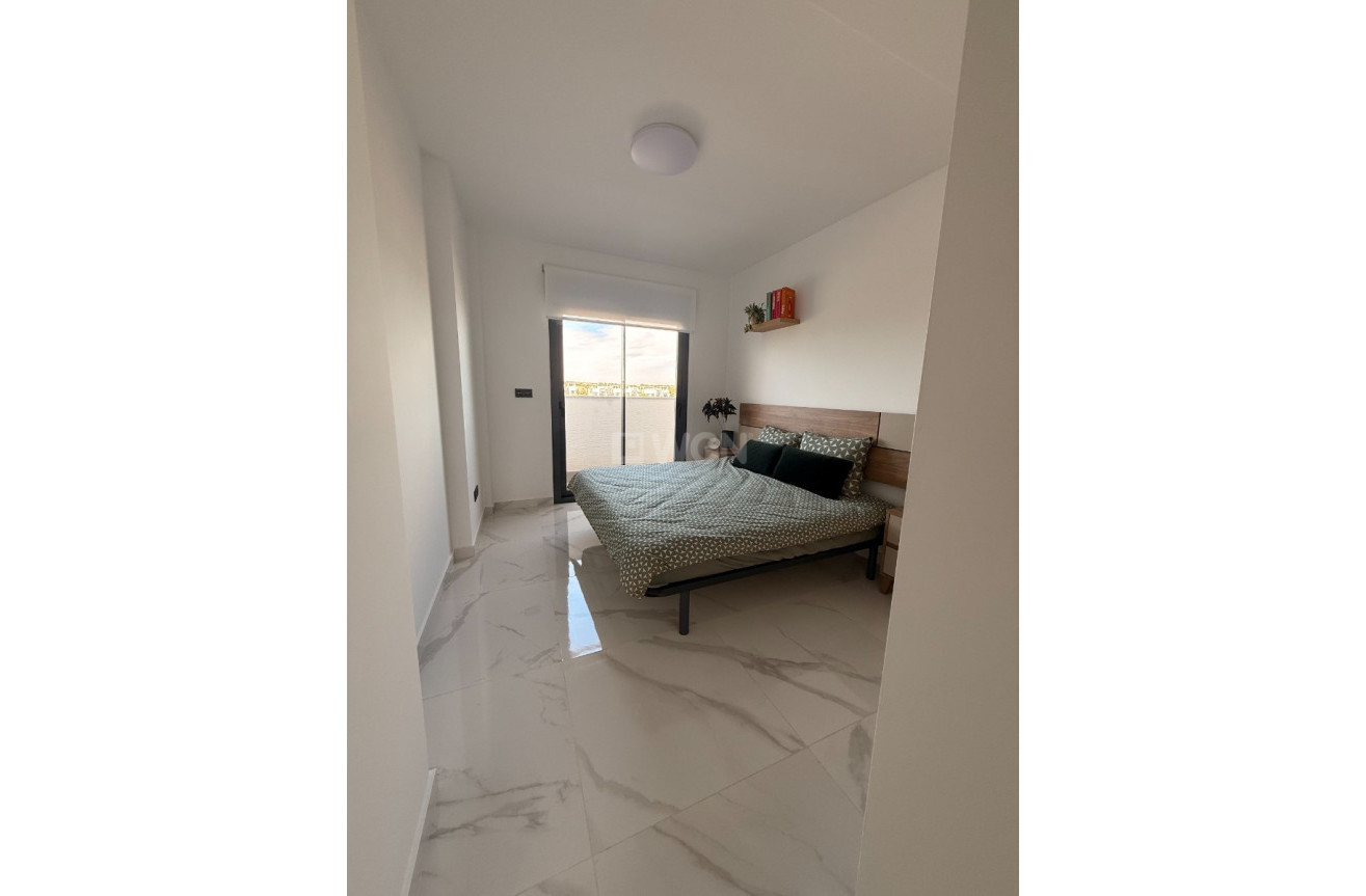 Resale - Apartment / flat - Guardamar del Segura - Costa Blanca