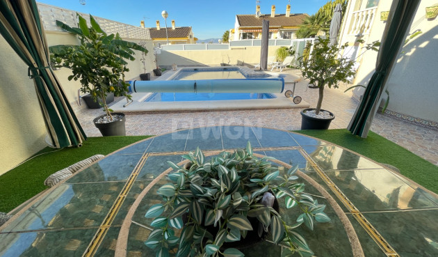 Odsprzedaż - Villa - Benijofar - Costa Blanca