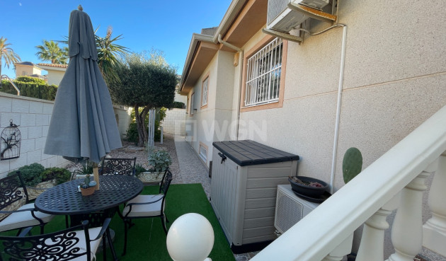 Odsprzedaż - Villa - Benijofar - Costa Blanca