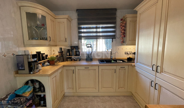 Odsprzedaż - Villa - Benijofar - Costa Blanca