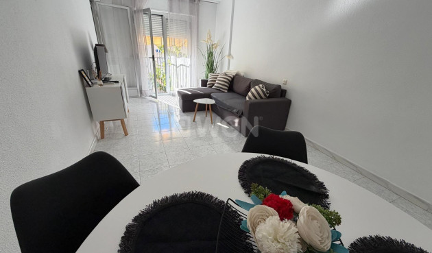 Odsprzedaż - Mieszkanie w bloku - Lo Pagan - Villananitos