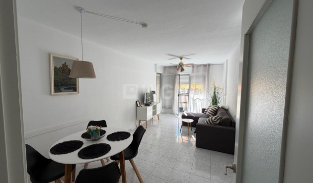 Odsprzedaż - Mieszkanie w bloku - Lo Pagan - Villananitos