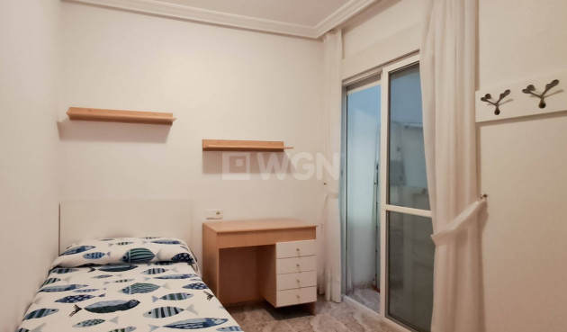 Resale - Apartment / flat - Torrevieja - Playa del Cura