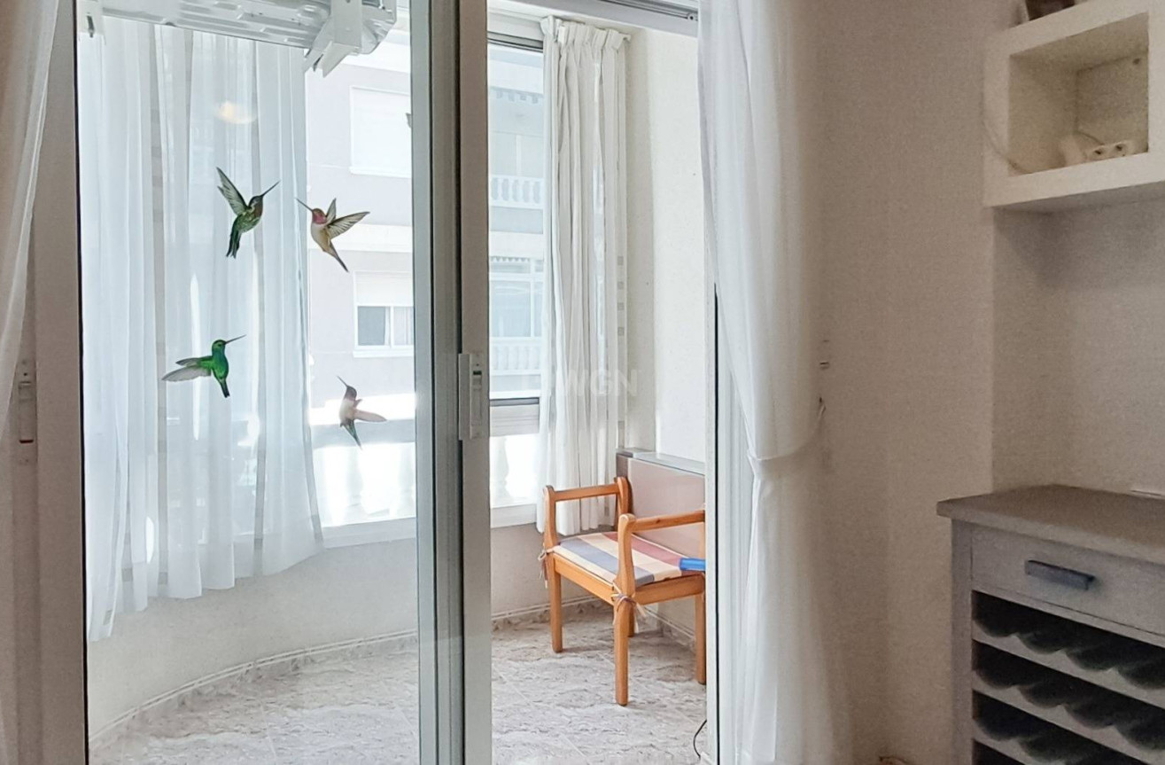 Resale - Apartment / flat - Torrevieja - Playa del Cura