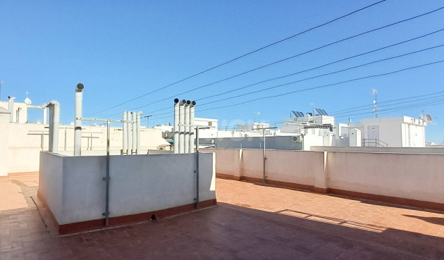 Resale - Apartment / flat - Torrevieja - Playa del Cura