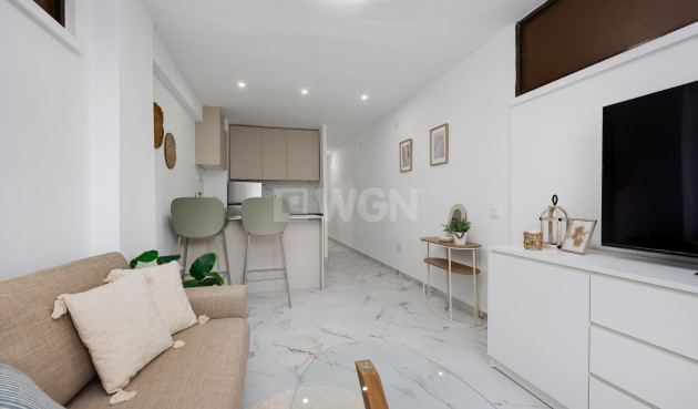 Resale - Apartment / flat - Torrevieja - Cabo Cervera
