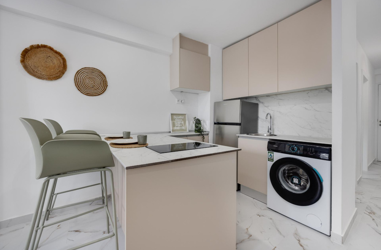 Resale - Apartment / flat - Torrevieja - Cabo Cervera