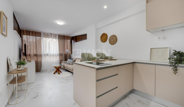 Resale - Apartment / flat - Torrevieja - Cabo Cervera