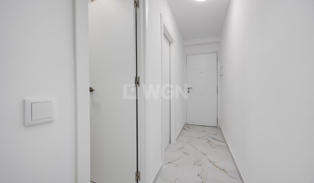 Resale - Apartment / flat - Torrevieja - Cabo Cervera