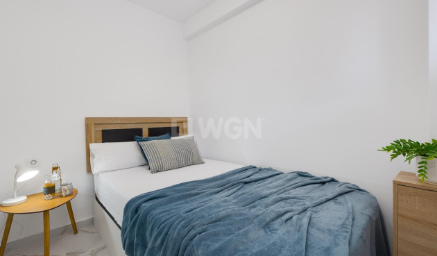 Resale - Apartment / flat - Torrevieja - Cabo Cervera