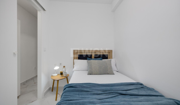 Resale - Apartment / flat - Torrevieja - Cabo Cervera