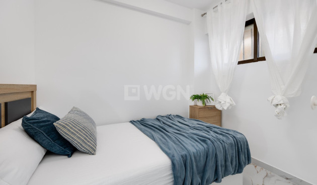 Resale - Apartment / flat - Torrevieja - Cabo Cervera