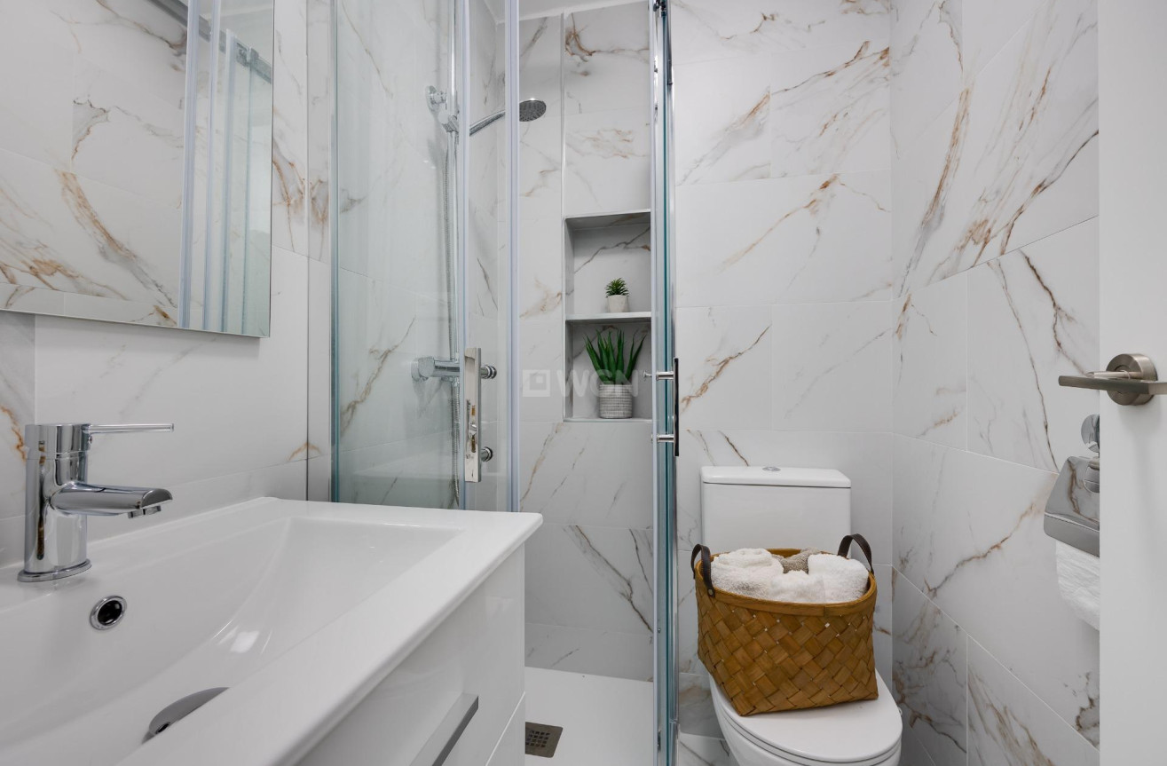 Resale - Apartment / flat - Torrevieja - Cabo Cervera