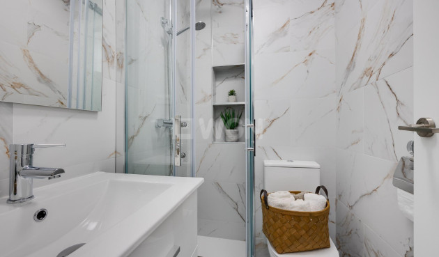 Resale - Apartment / flat - Torrevieja - Cabo Cervera