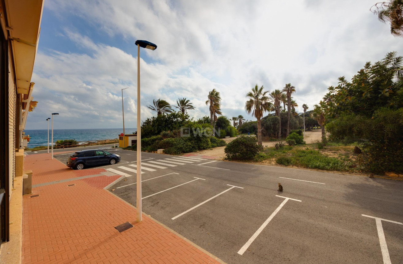 Resale - Apartment / flat - Torrevieja - Cabo Cervera