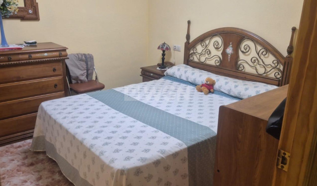 Resale - Apartment / flat - Torrevieja - La Mata Pueblo