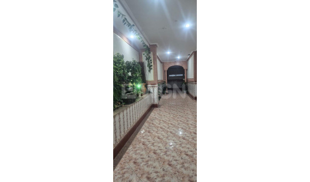 Resale - Apartment / flat - Torrevieja - La Mata Pueblo