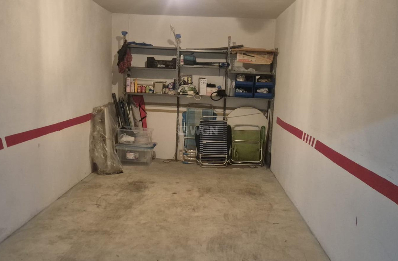 Resale - Apartment / flat - Torrevieja - La Mata Pueblo