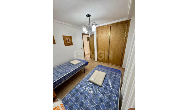 Reventa - Apartamento / piso - Torrevieja - Centro