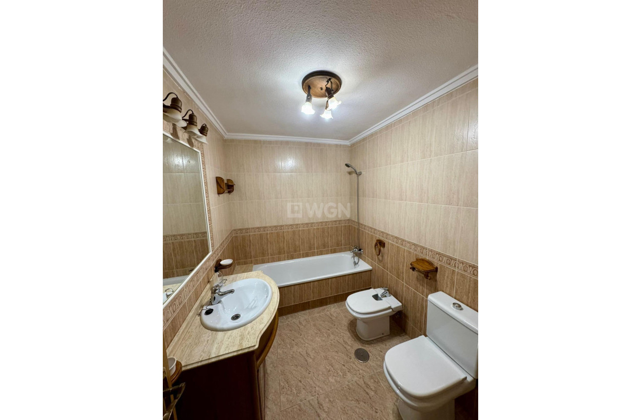 Reventa - Apartamento / piso - Torrevieja - Centro