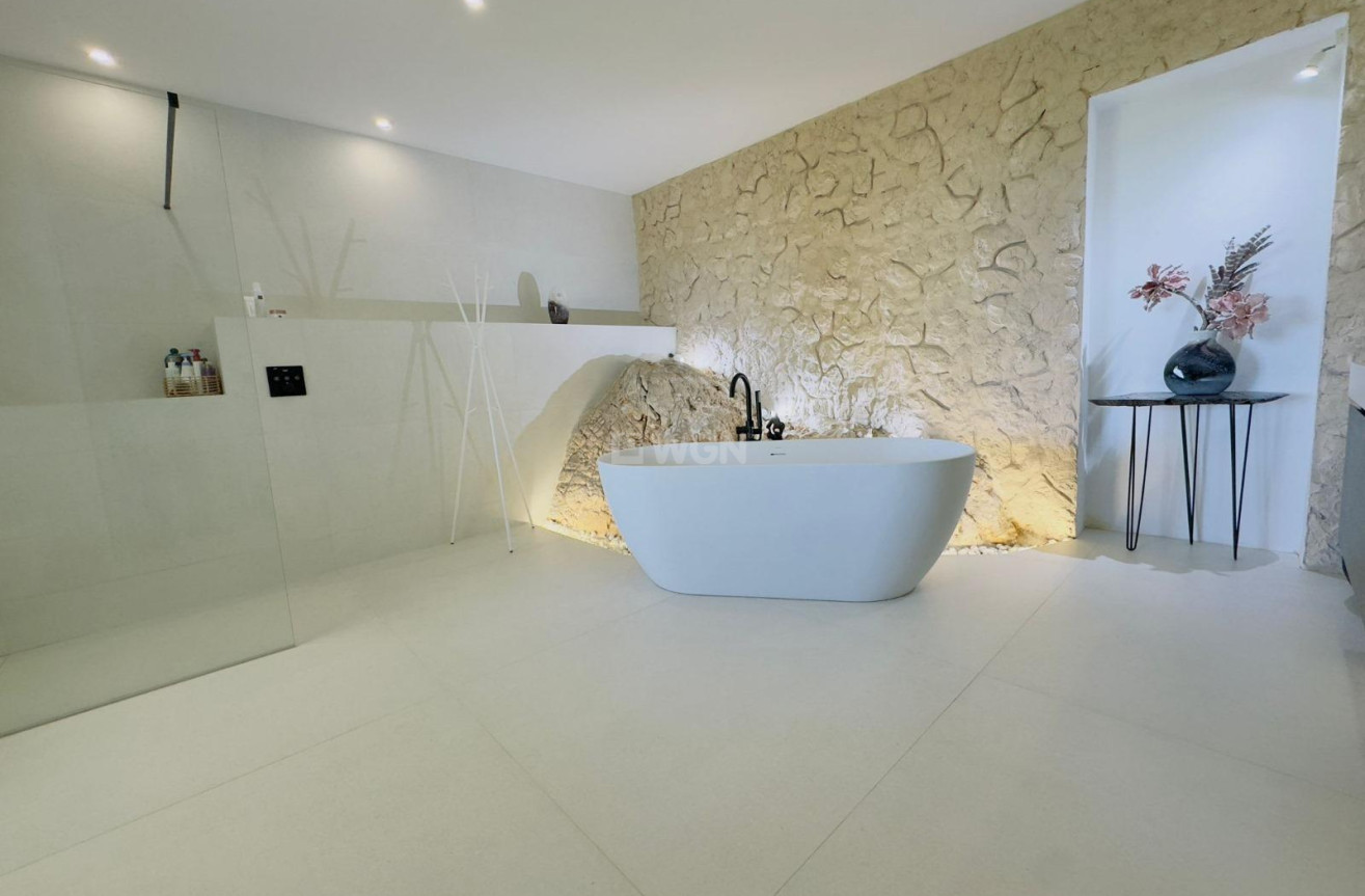 Reventa - Villa - Marbella - Huerta Del Prado-la Montua