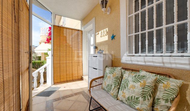 Resale - Villa - Torrevieja - Costa Blanca
