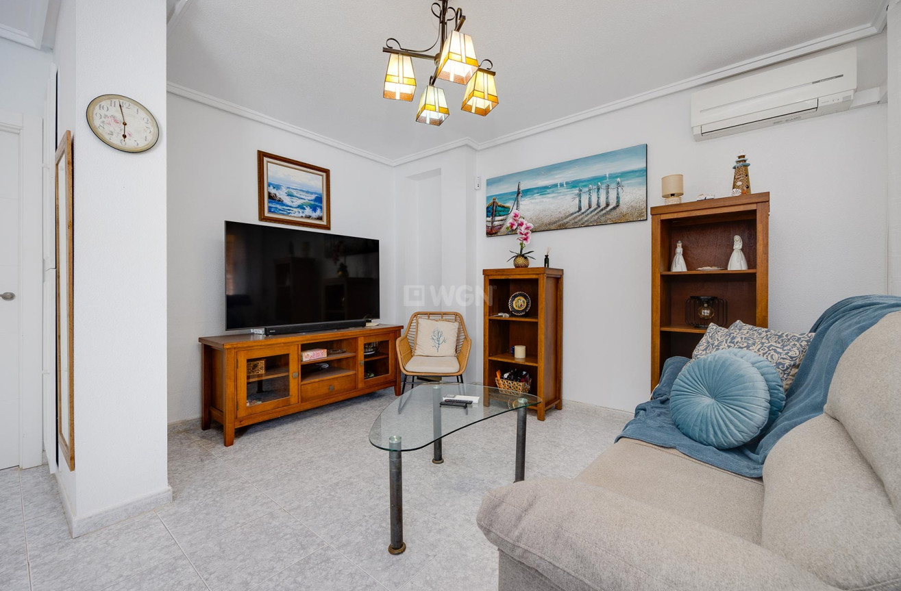 Resale - Villa - Torrevieja - Costa Blanca