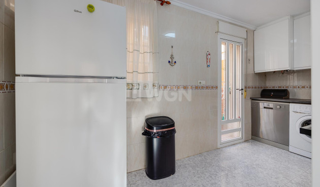 Resale - Villa - Torrevieja - Costa Blanca
