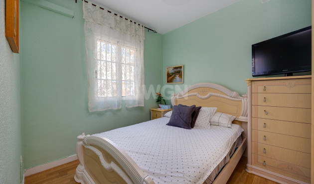 Resale - Villa - Torrevieja - Costa Blanca