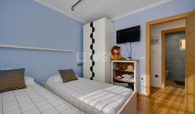 Resale - Villa - Torrevieja - Costa Blanca