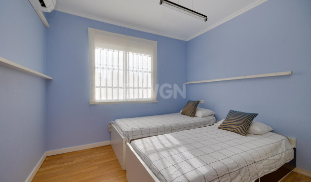 Resale - Villa - Torrevieja - Costa Blanca