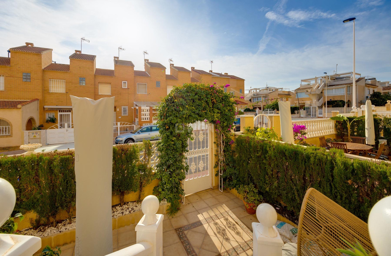 Resale - Villa - Torrevieja - Costa Blanca