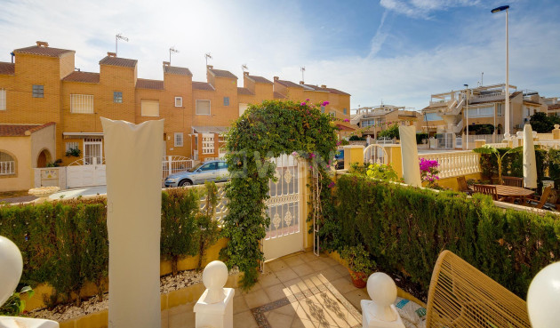 Resale - Villa - Torrevieja - Costa Blanca
