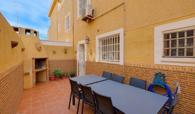 Resale - Villa - Torrevieja - Costa Blanca