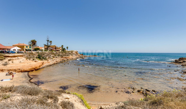 Resale - Villa - Torrevieja - Costa Blanca
