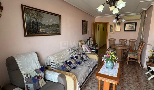 Odsprzedaż - Mieszkanie w bloku - Torrevieja - Costa Blanca