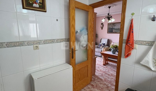 Odsprzedaż - Mieszkanie w bloku - Torrevieja - Costa Blanca