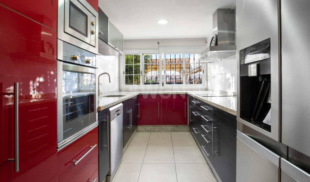 Odsprzedaż - Villa - Orihuela Costa - Los Almendros-la Florida