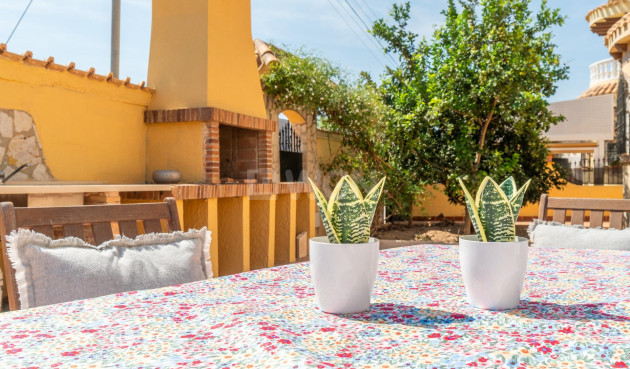 Odsprzedaż - Villa - Orihuela Costa - Los Almendros-la Florida