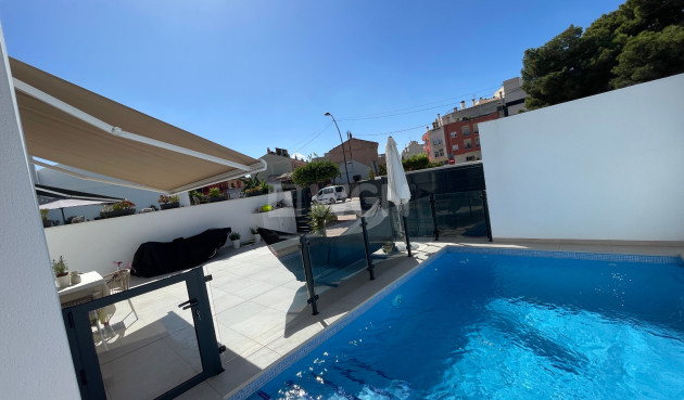 Resale - Villa - Formentera del Segura - Costa Blanca