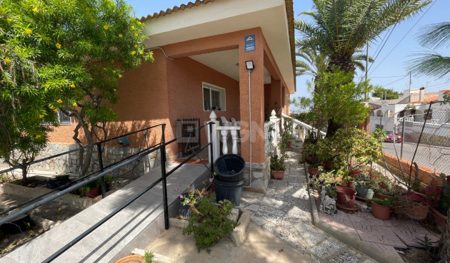 Reventa - Villa - Benijofar - Costa Blanca