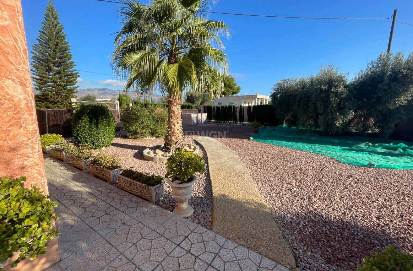 Odsprzedaż - Villa - Crevillent - Inland