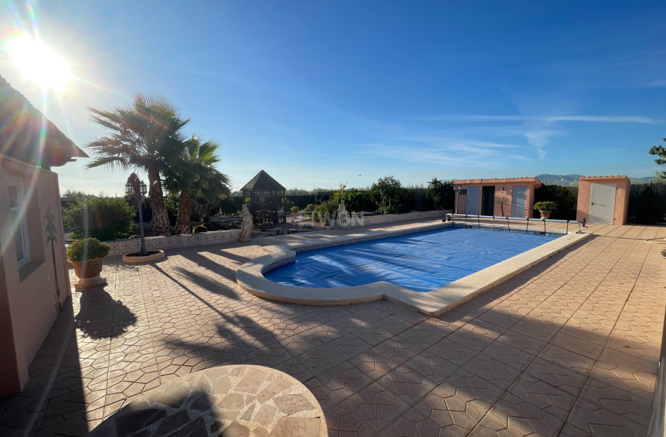 Odsprzedaż - Villa - Crevillent - Inland