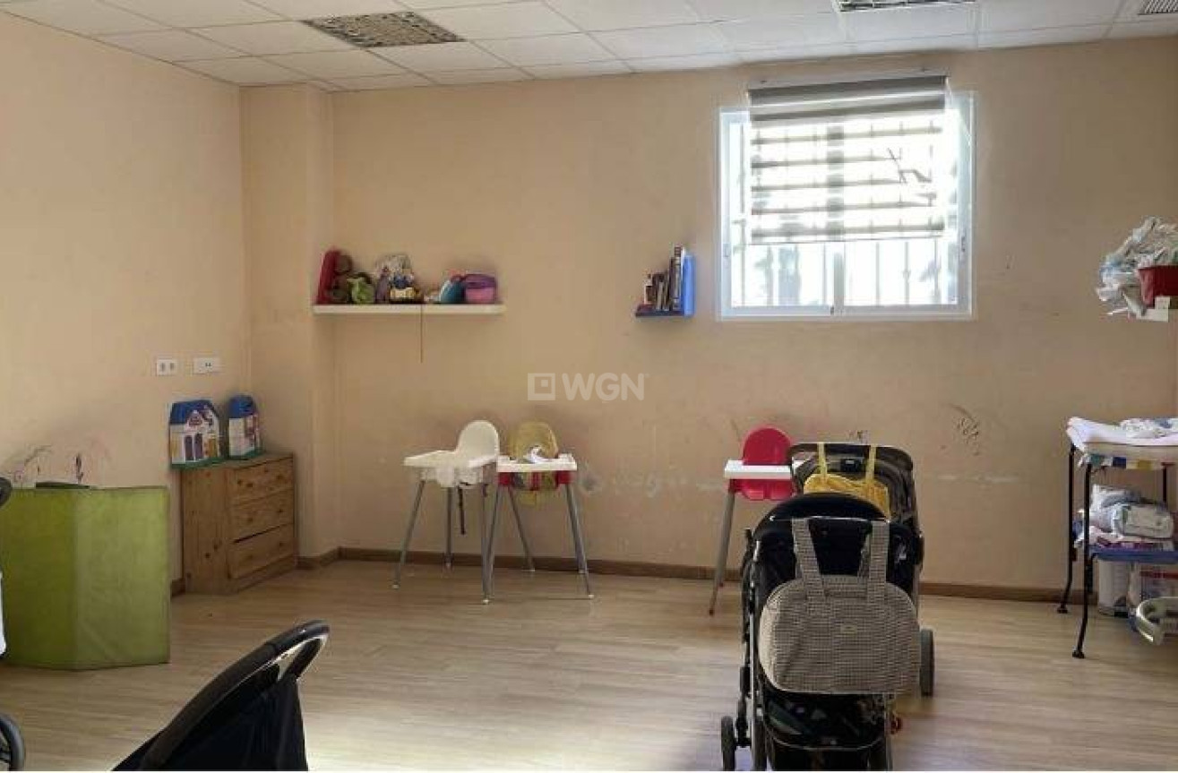 Resale - Commercial - Murcia - Barrio Del Carmen