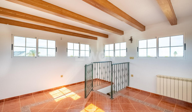 Resale - Villa - Torrevieja - El Chaparral